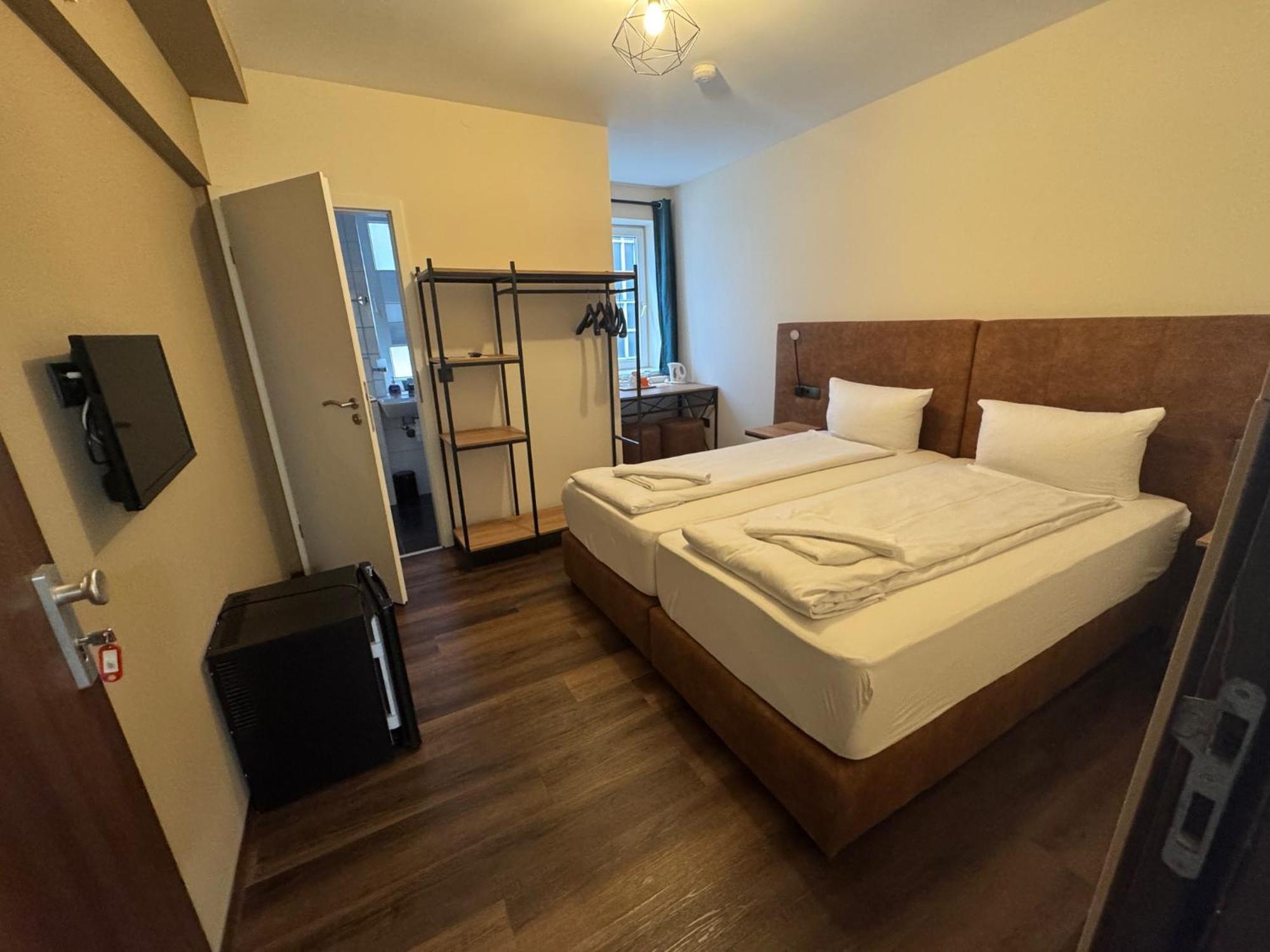 Hotel Capitol Zentrum - 24H - FDH Exteriör bild
