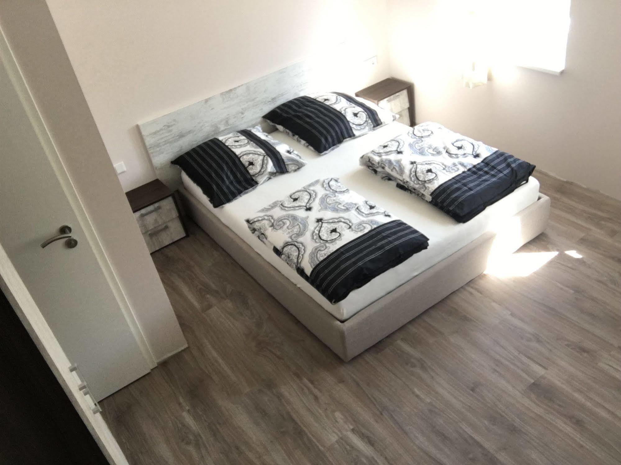 Hotel Capitol Zentrum - 24H - FDH Exteriör bild